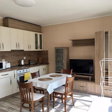 Magnolia Sea View Studio Golden Sands Luaran gambar