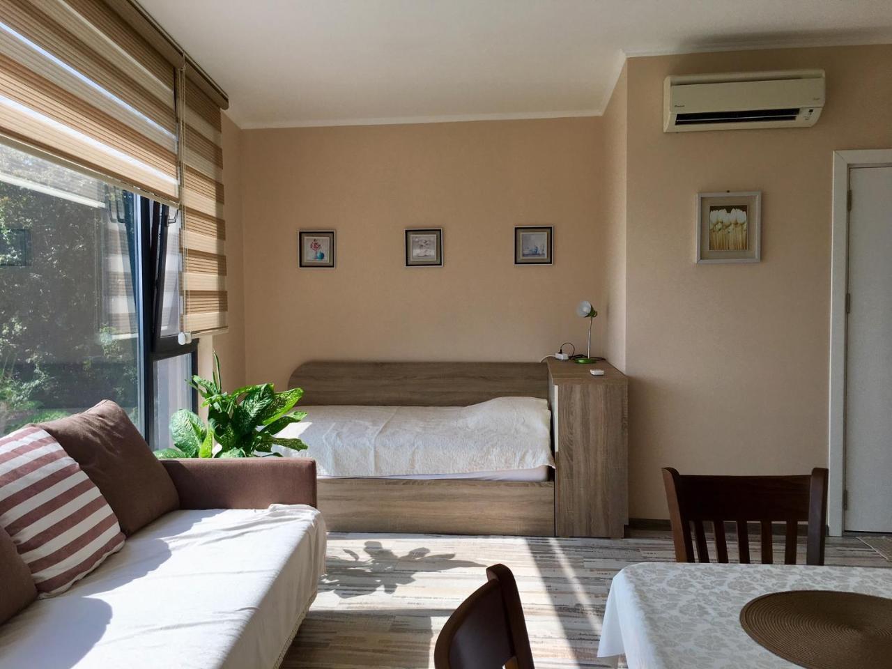 Magnolia Sea View Studio Golden Sands Luaran gambar